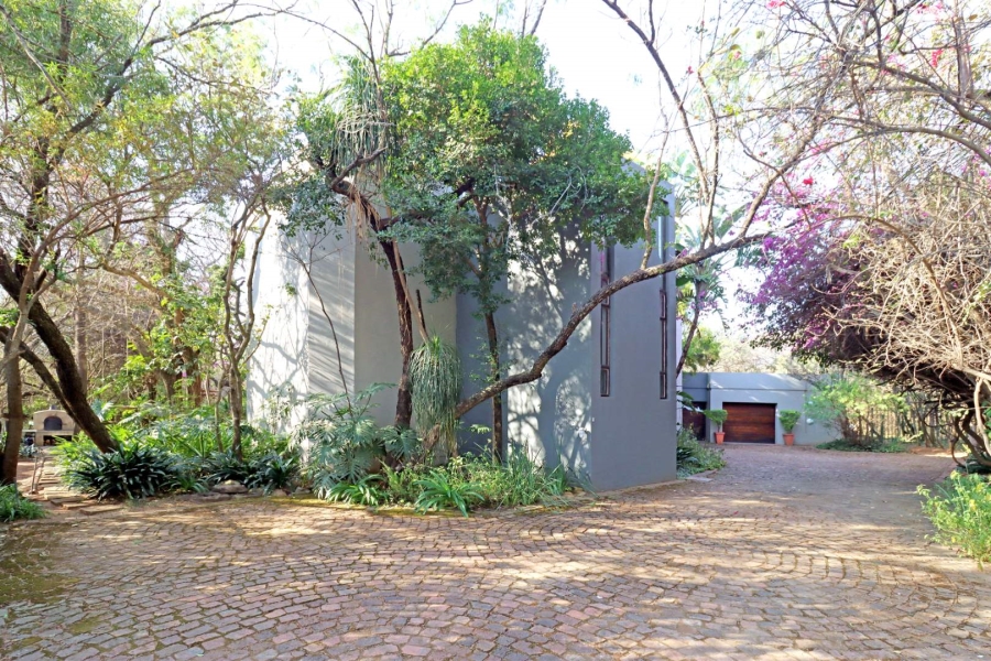 4 Bedroom Property for Sale in Hartbeespoort North West